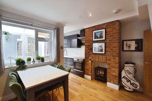 Photo 11- click for photo gallery